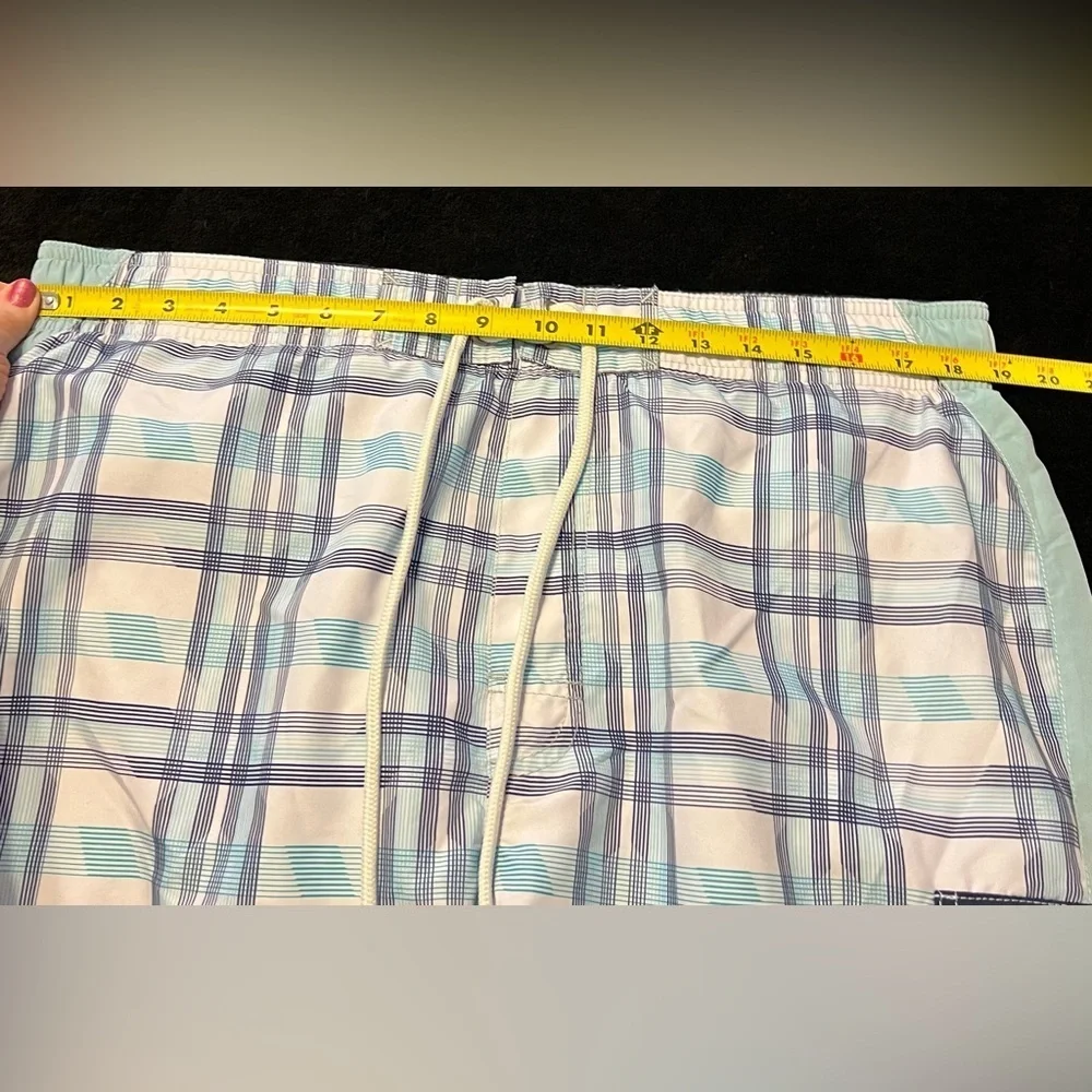 EUC Sonoma Plaid Swim Shorts with Pocket Men’s Large & drawstring waist